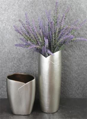  resin vase