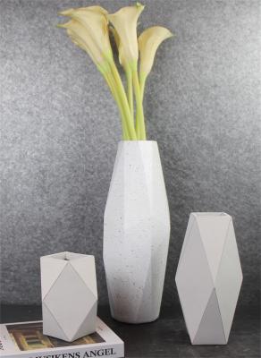 resin vase